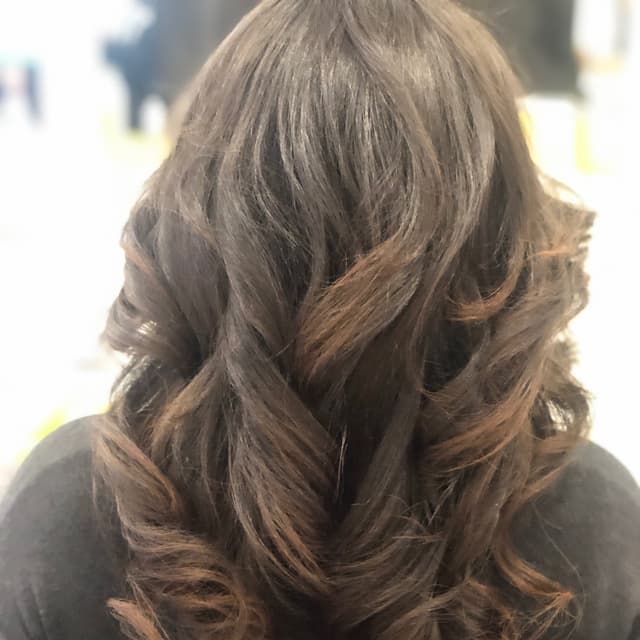 👑 Pretty Blowout Elite at Pretty B Stylez Studio in Webster, TX