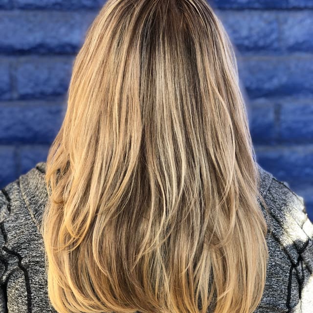 💎 Pretty Blonde Elite at Pretty B Stylez Studio in Webster, TX